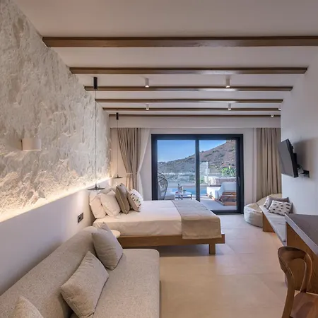 Geomilos Private Milos Hotel *