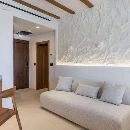 Geomilos Private Milos